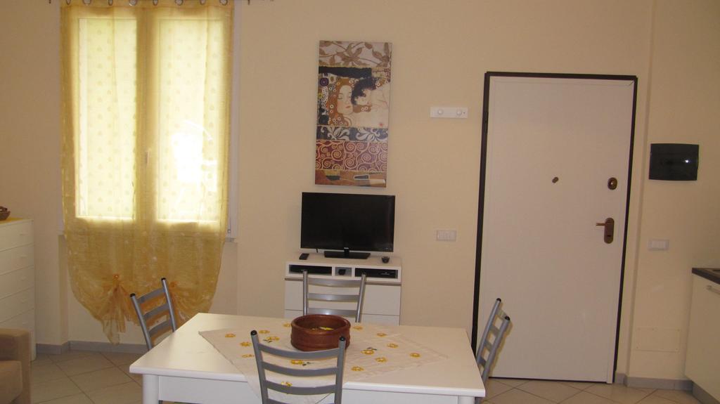 Lusso Accessibile E Servizi Lerici Bilik gambar